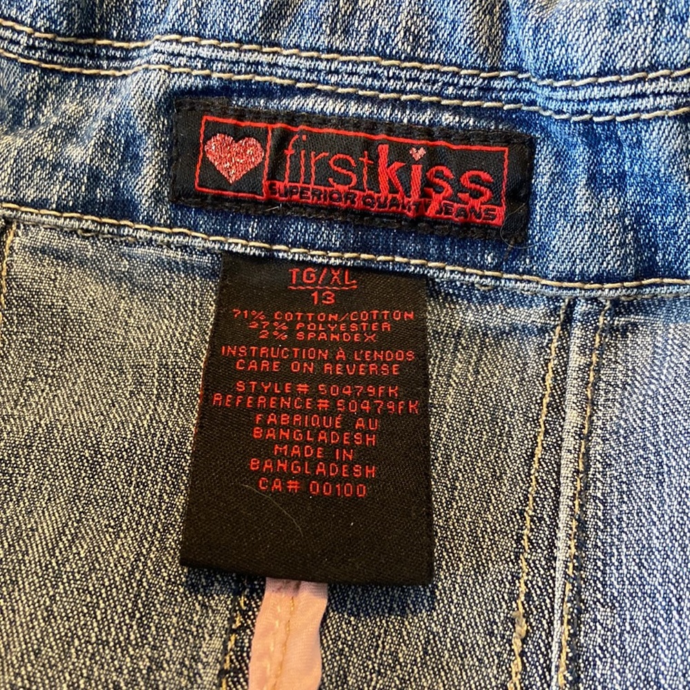 Fun Jean jacket - Picture 3 of 3